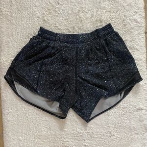 Black/cosmic Lululemon Running Short - Size 4 Tall